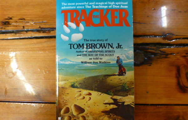 The Tracker by Tom Brown, Jr.